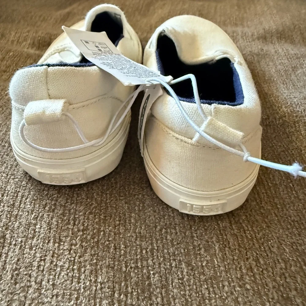 Old Navy Brand, White Slip-On Sneakers, Little Boys size 11, NWT
